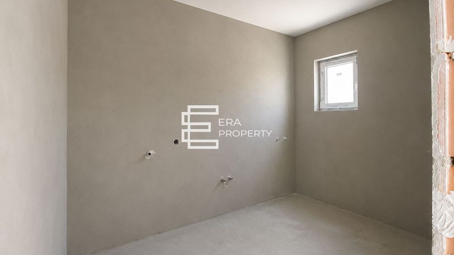 Duplex 4 camere -intabulat- teren 300 mp  -Locație Centrală, Sura Mică - Poză 9