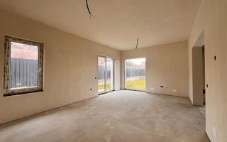 Casa de vanzare zona exclusivista de case Floresti - Poză 3