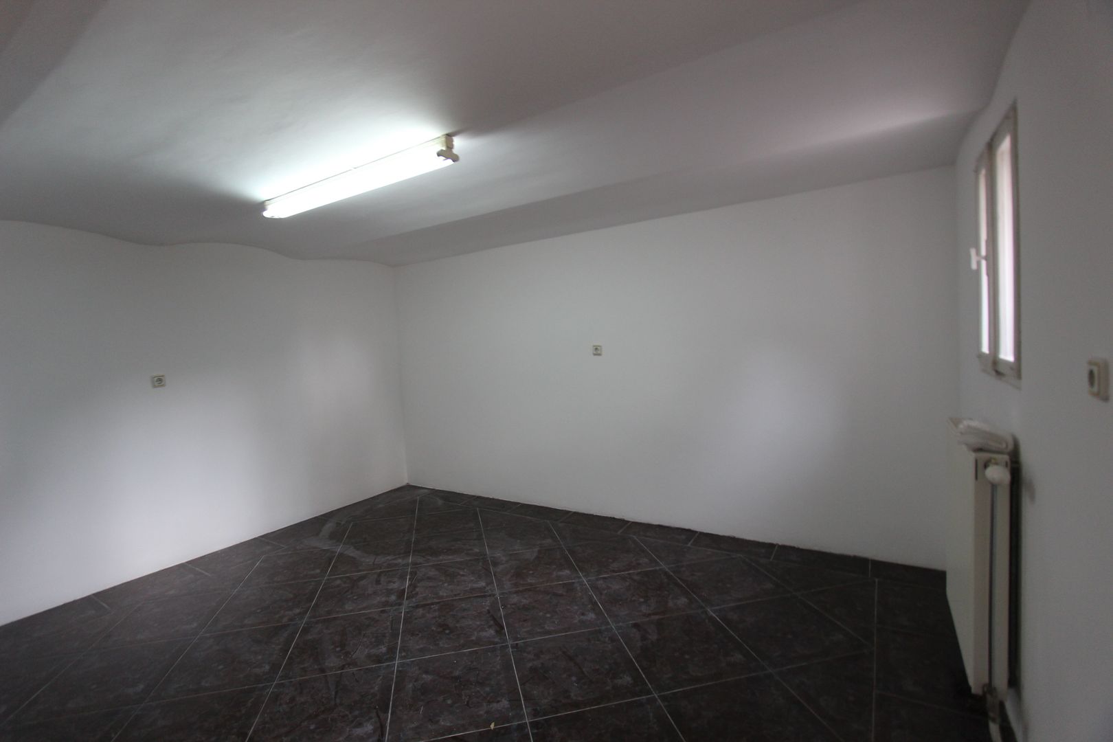 Casă - 5 camere de închiriat în zona Bogdanestilor - Poză 13