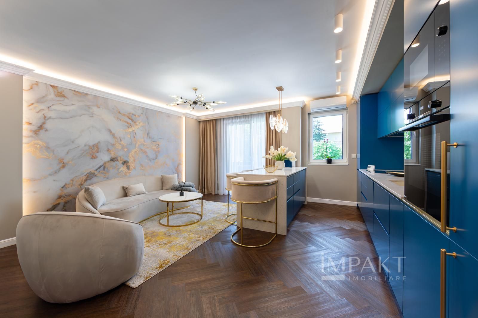 Apartamentcu 2 camere finisat lux in zona centrala - Poză 5