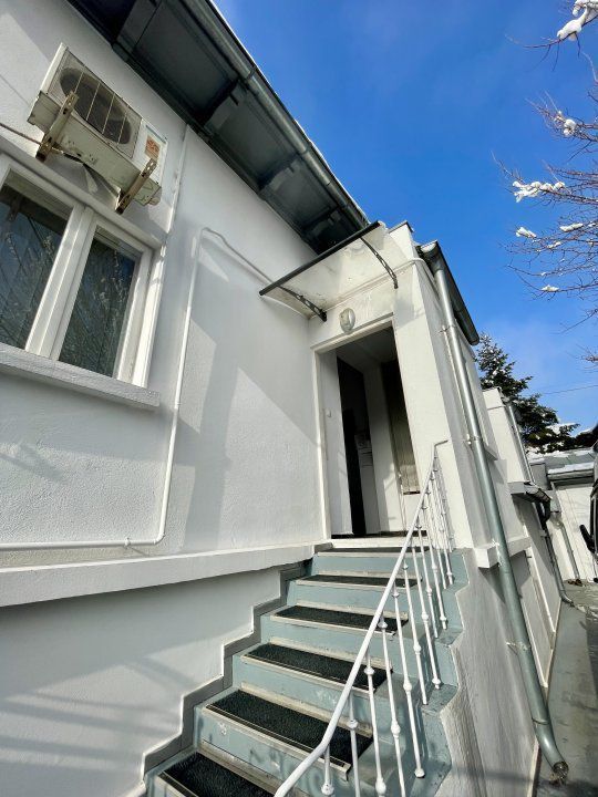Casa D+P+1 cu curte 100mp, incadrare birouri, zona Eminescu - Poză 3