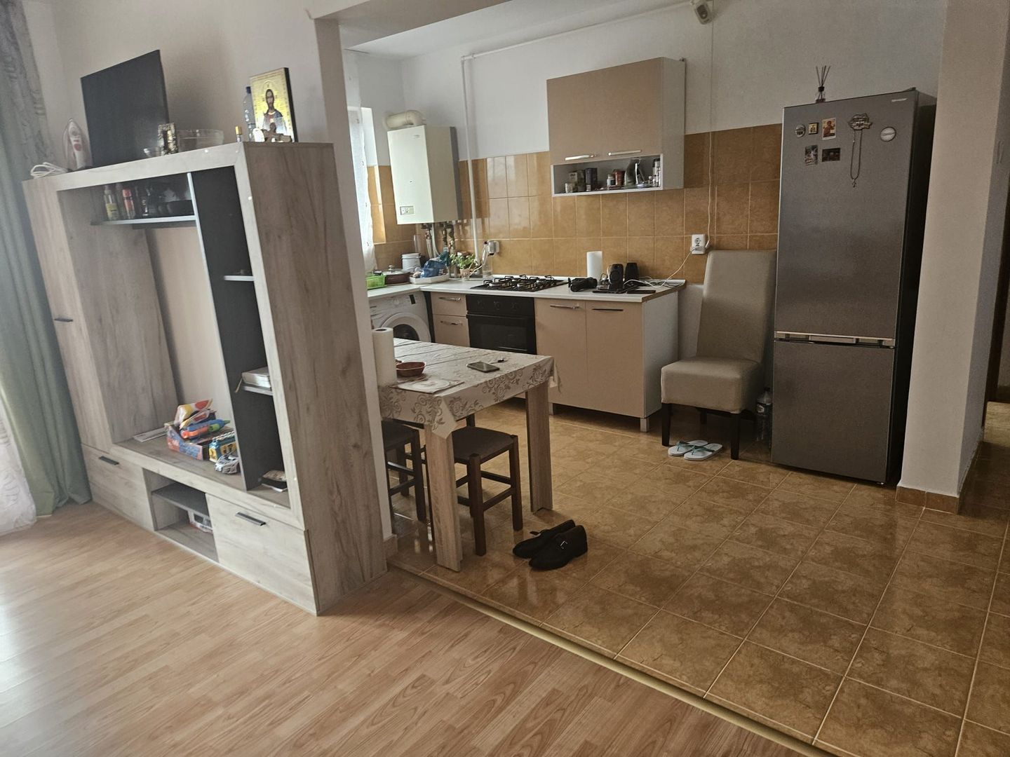 Apartament de Vânzare în Trivale - Zona Capitol - Poză 7