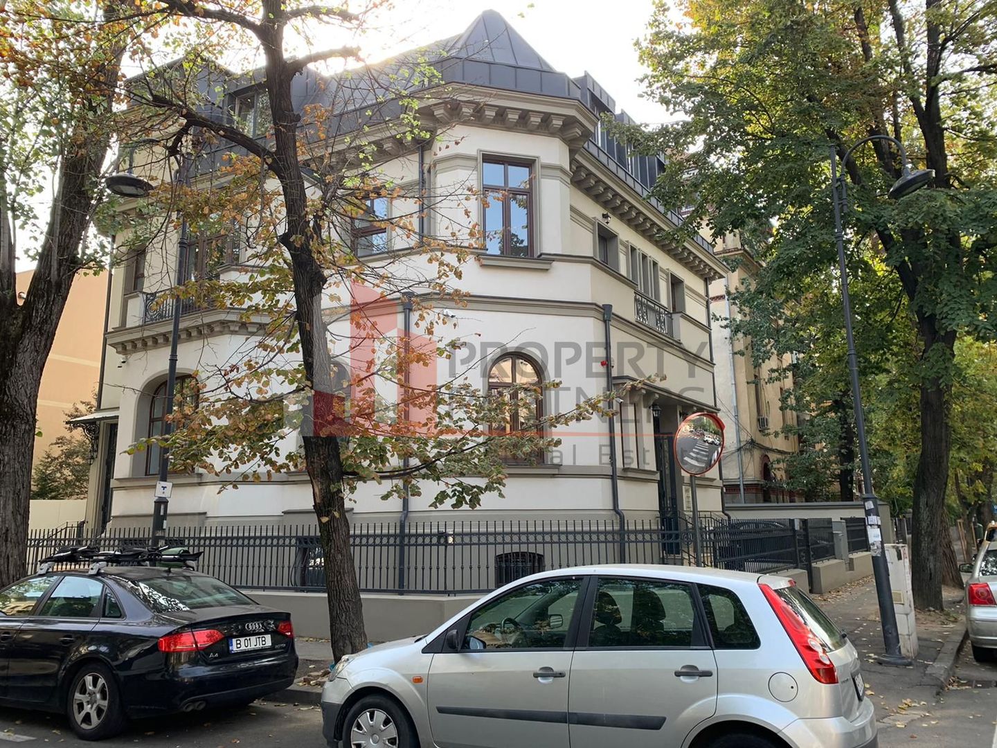 Vila superba de vanzare in zona Dorobanti - Poză 1
