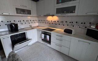 Apartament 2 camere decomandat de vânzare, Marasesti - Poză 2