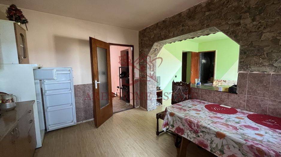 Casă individuală P+1+pod, pe piloni cu panouri solare - Poză 8