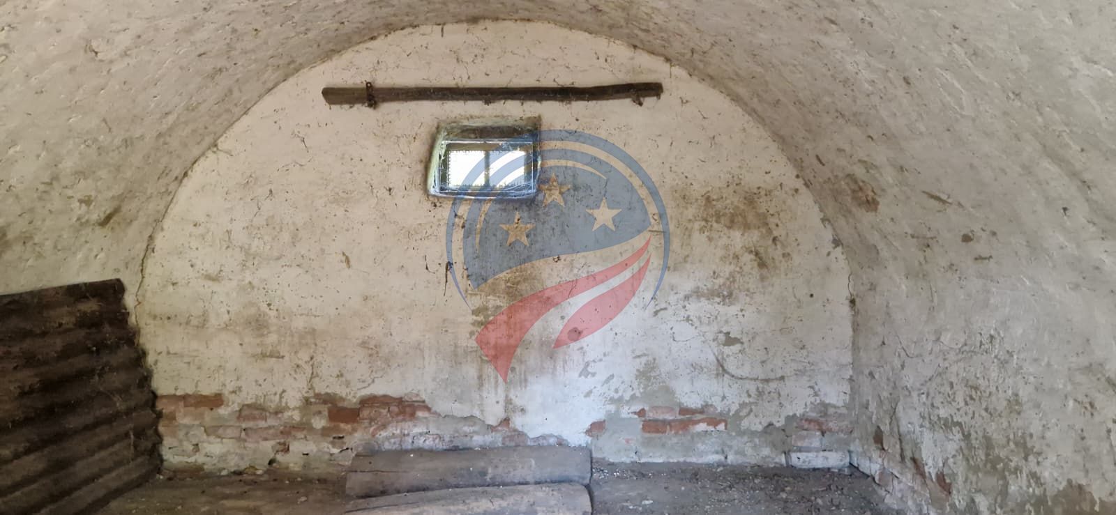 Casa de vanzare  5 camere + teren 2200 mp in loc. Calopar satul Bazdana - Poză 7