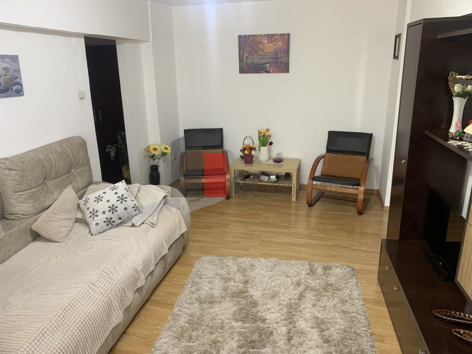 APARTAMENT 3 CAMERE PIATA MUNCII - Poză 1