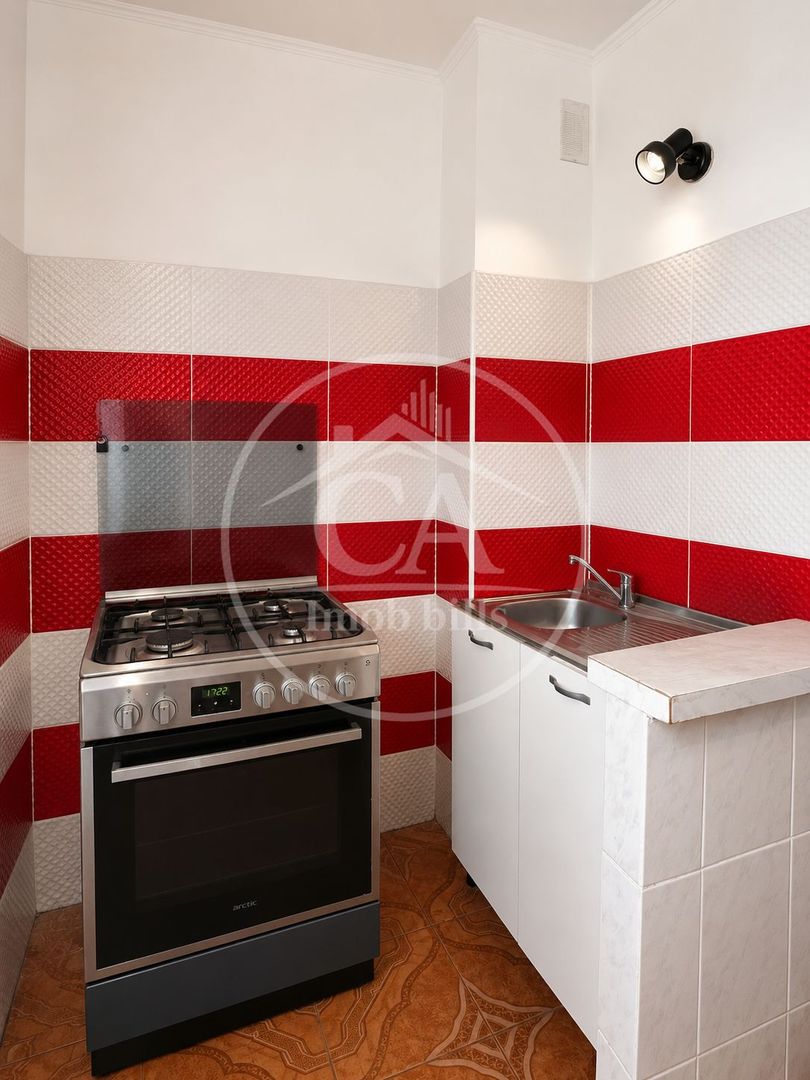 Apartament de vânzare cu 3 camere în Calea Clujului, Oradea - Poză 8