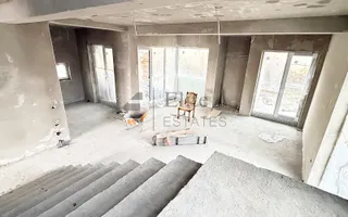 Vila / Casa de vanzare in Oradea, zona Dealuri - Poză 14