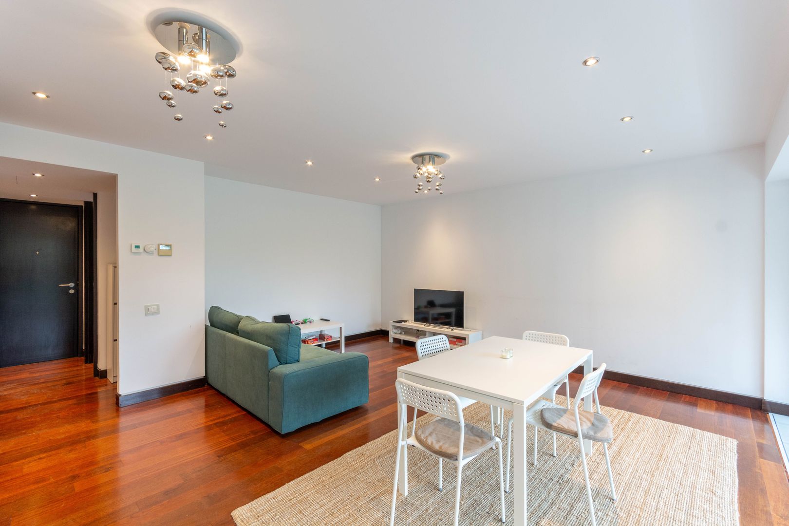 Arcul de Triumf Herastrau,2 camere in Alia Apartments,2 locuri parcare - Poză 3