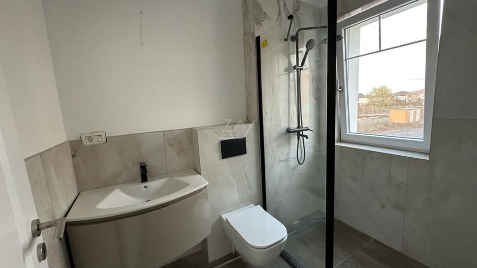 Duplex modern pe parter. Toate utilitatile. - Poză 10