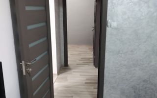 APARTAMENT 3 CAMERE – MICRO 17 – RENOVAT – ETAJ 3/4 – 64 MP - Poză 2