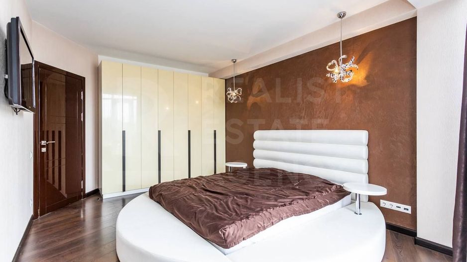 Chirie, apartament, 3 camere, strada Ismail , Centru. - Poză 11