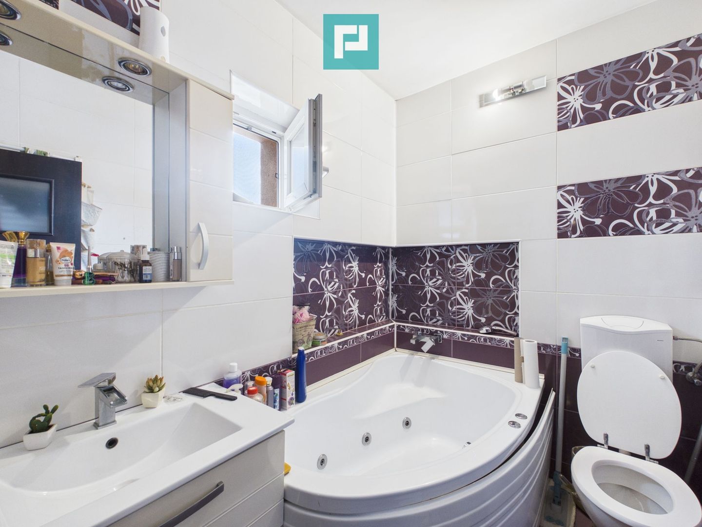 Casă la curte, 65 mp utili, 2 camere, curte mare - Poză 4