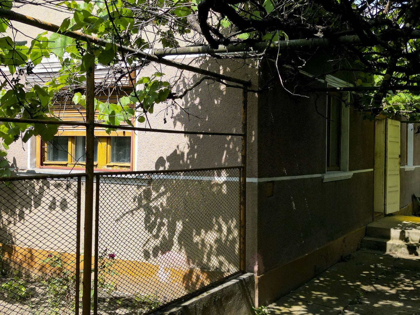 Casă în zona Tabacovici - Poză 3