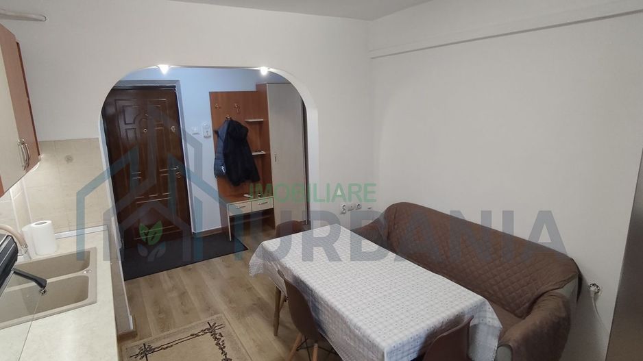 Inchiriez apartament zona podu de dier - Poză 8
