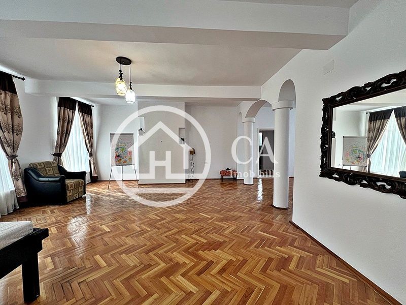 Casa de închiriat cu 11 camere în zona Gheorghe Doja, Oradea - Poză 7