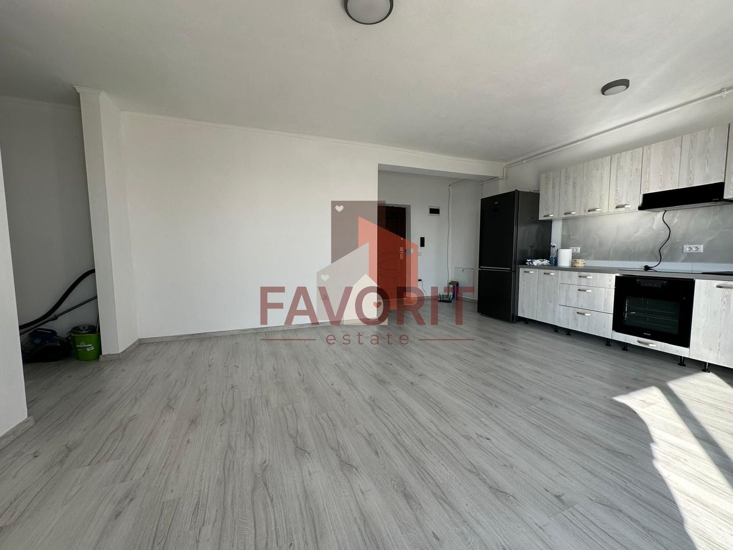 2 camere | centrala proprie | bloc nou | zona excelenta | - Poză 3