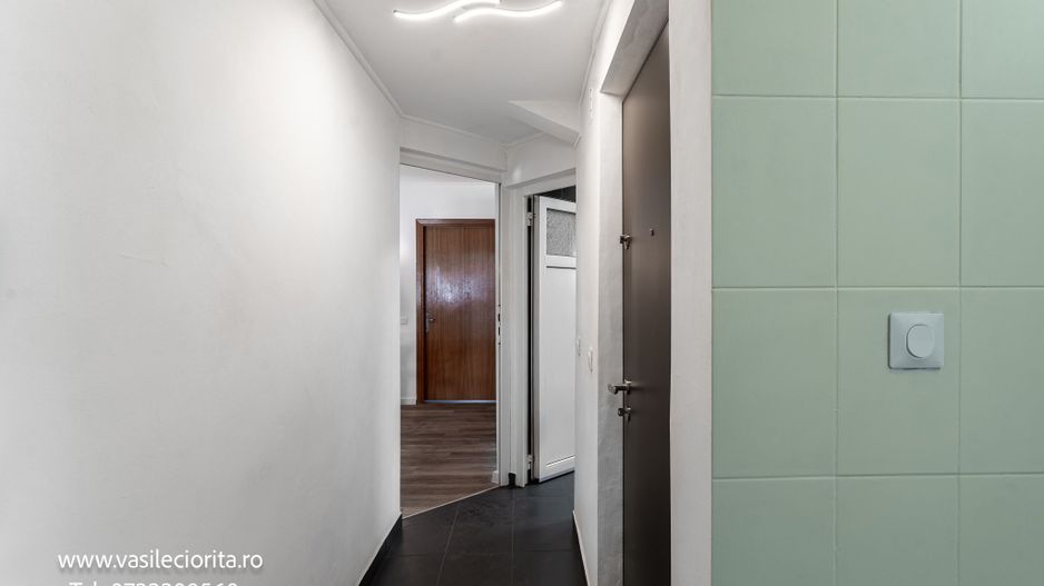 Apartament 3 camere str.Popa Nan,renovat 155000 eur - Poză 20