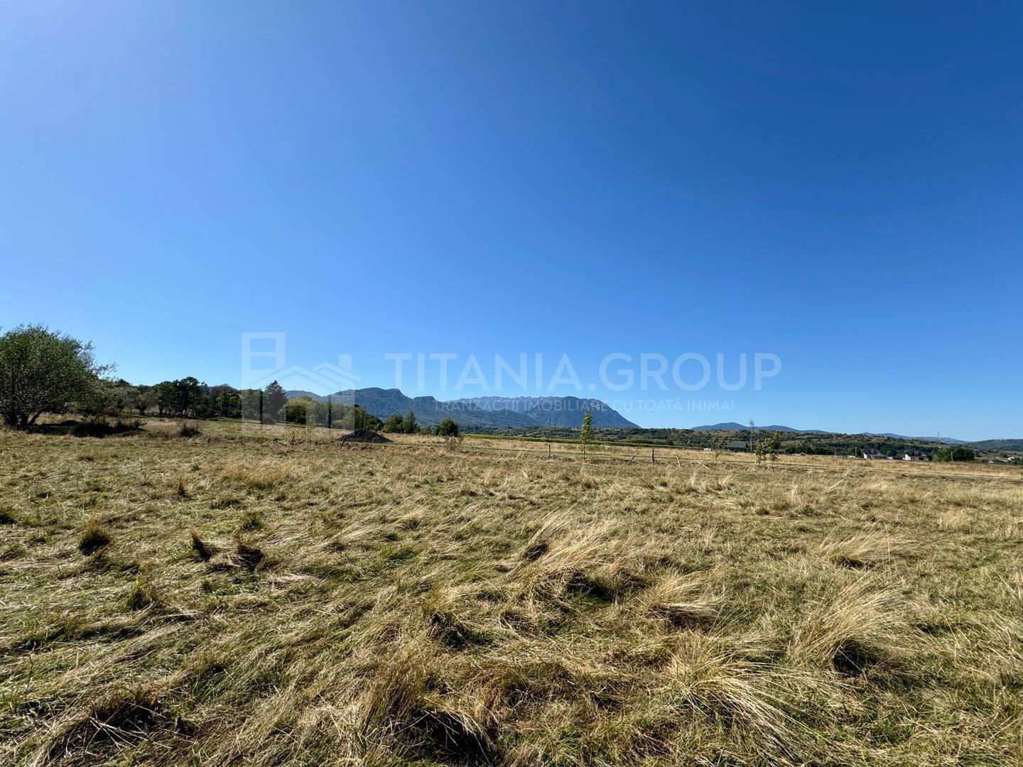 Teren intravilan parcelabil, priveliște spre munți, Sohodol, Bran - Poză 21