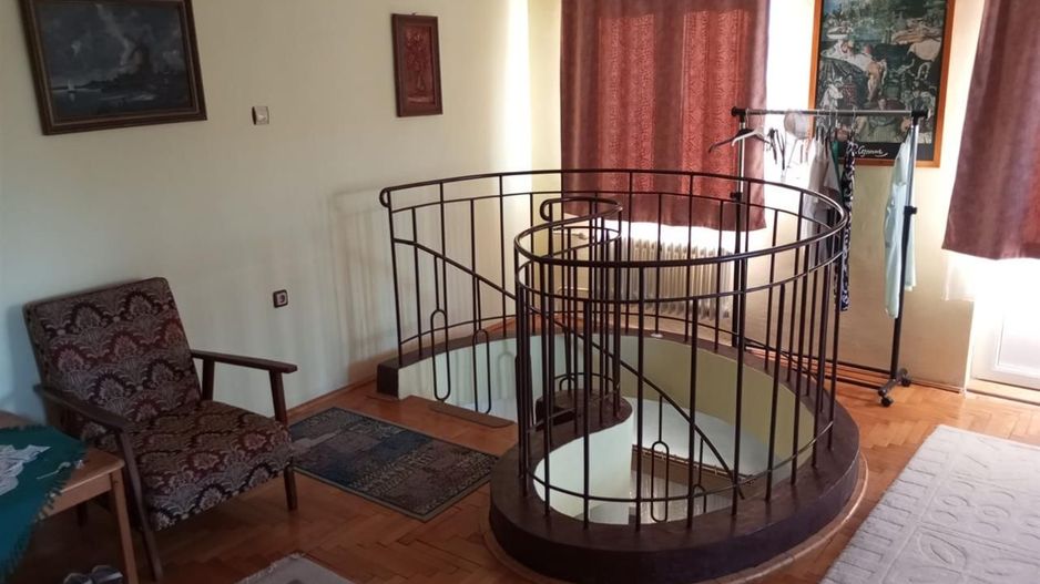 de vanzare casa mare  zona Brancoveanu suprafata utile 350 mp - Poză 27
