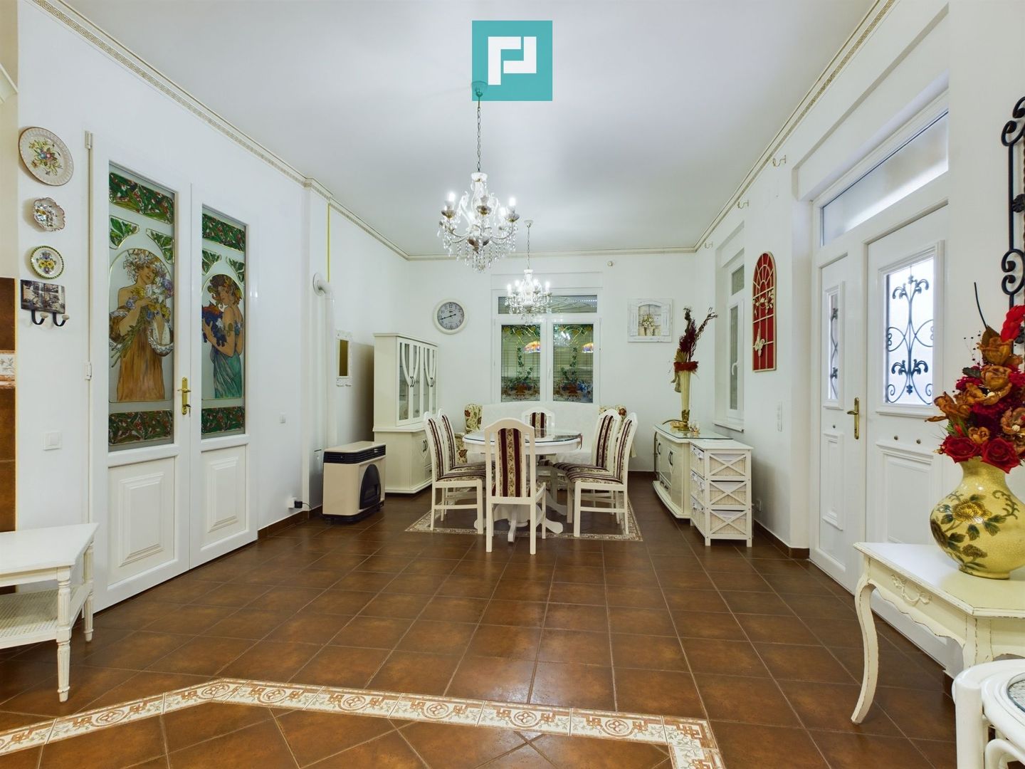 Vilă luxoasă în Serbia - Poză 2