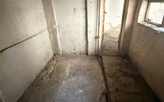 Casa singura in curte zona Mall Vitan - Poză 9