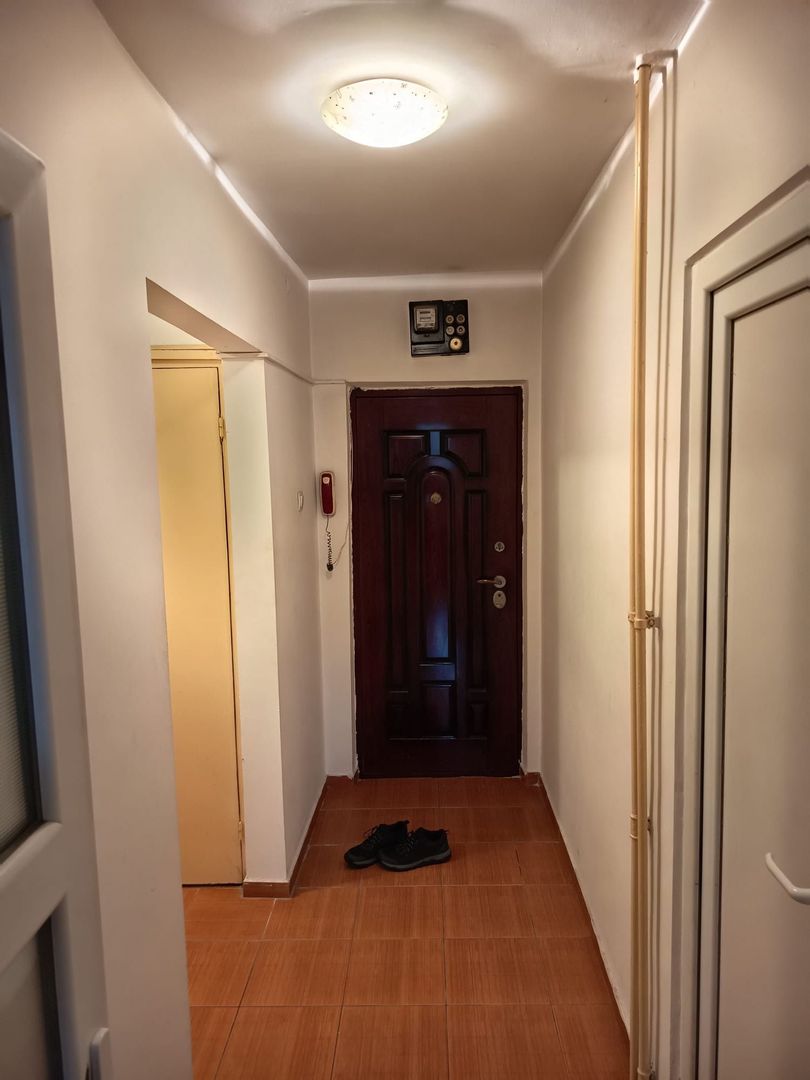 Apartament cu doua camere de vanzare, bd. Brancoveanu, 88.900€ negociabil - Poză 5