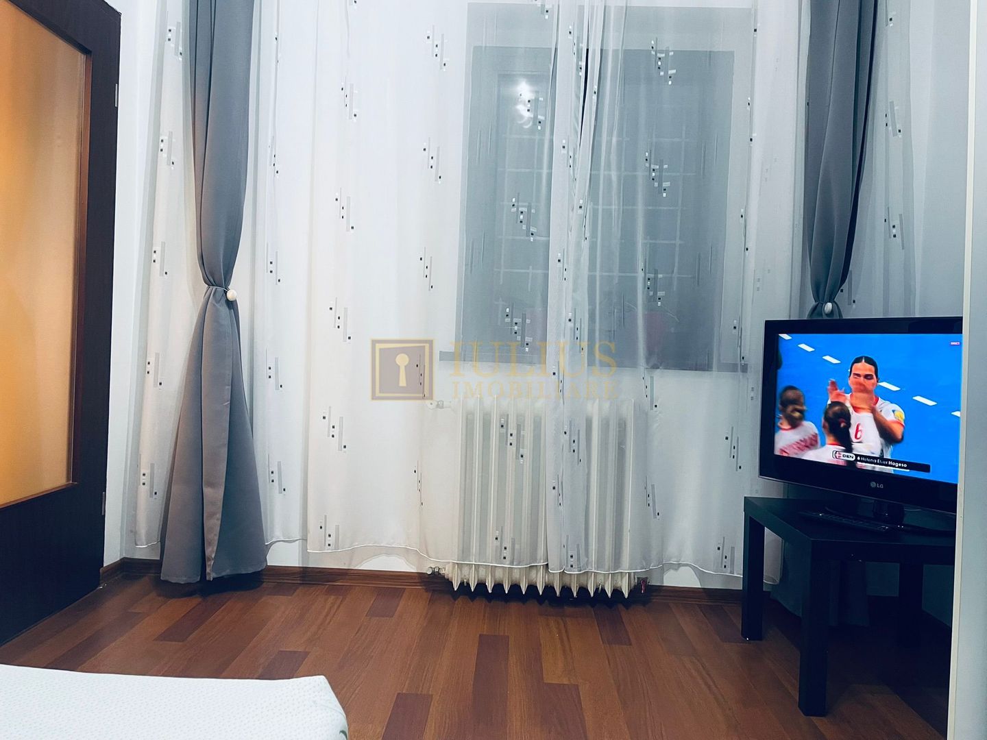 3 camere-Medicina| vis a vis de ISHO| - Poză 14