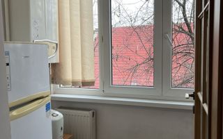 Inchiriez apartament 1 camera, Nicolina 1 (#) - Poză 6