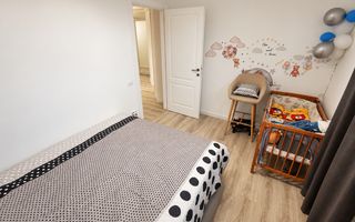 2 camere decomandat - 61mp - mobilat&utilat - ETAJ intermediar - zona Visoianu - Poză 6