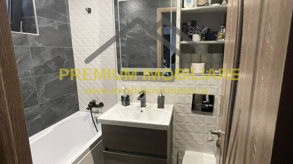 Apartament 2 Camere - Targu Ocna - Renovat - Mobilat - Poză 5