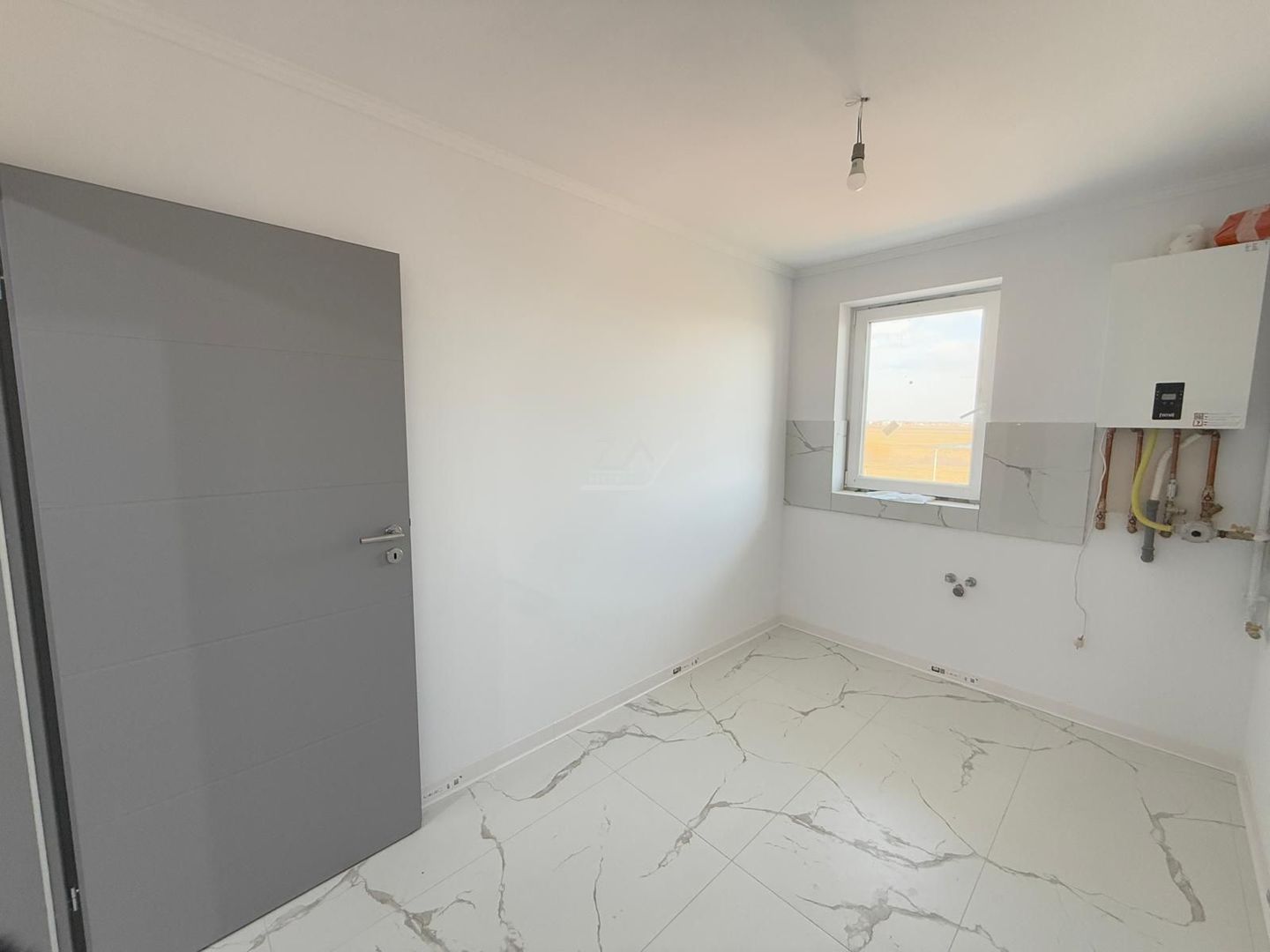 3 camere. Decomandat. Loc de parcare. - Poză 4