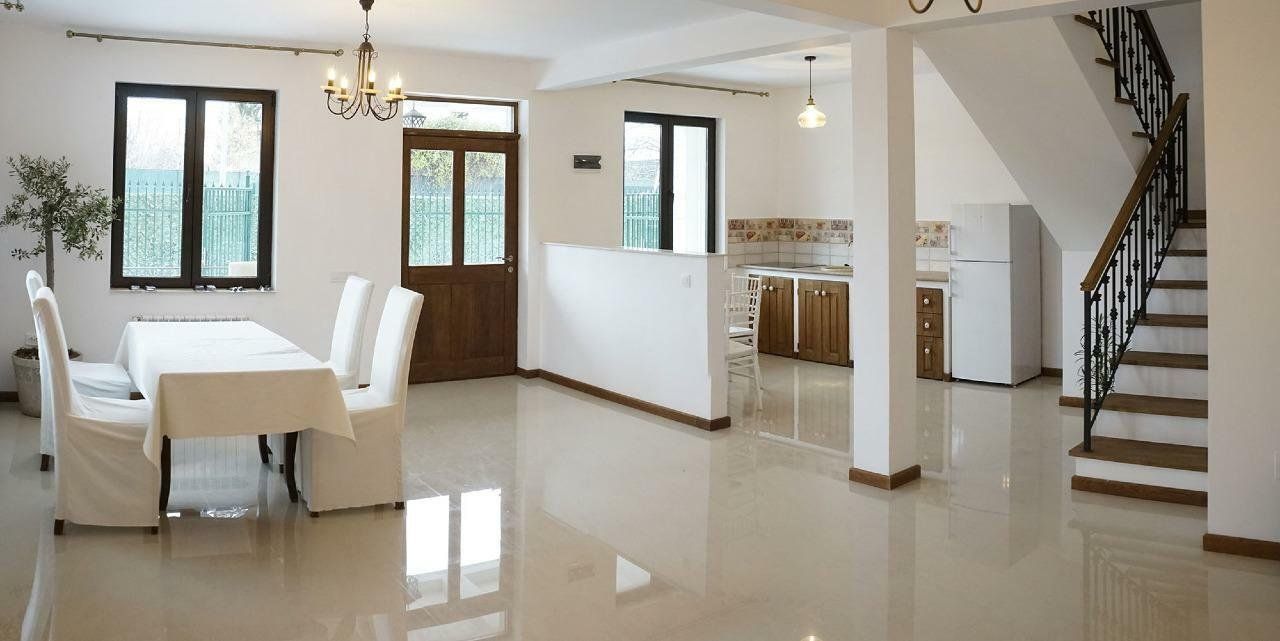 Vila de inchiriat | 4 camere | Straulesti | singur curte - Poză 2