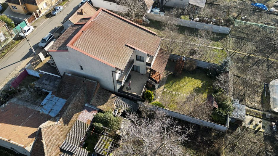 Vilă spațioasă cu 8 camere, Grădiște - Poză 23