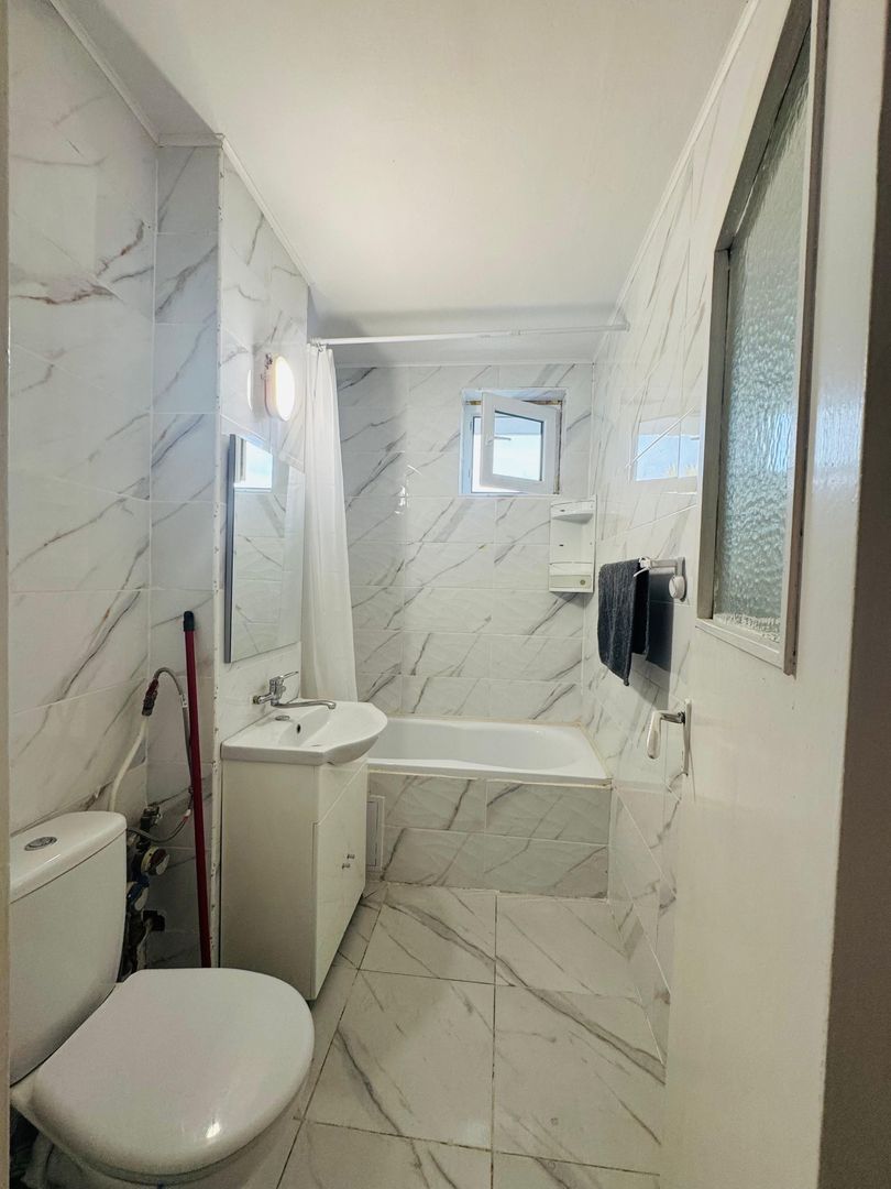 Apartament Rogerius 2 camere etaj 3 lângă liceul Lucian Blaga - Poză 3