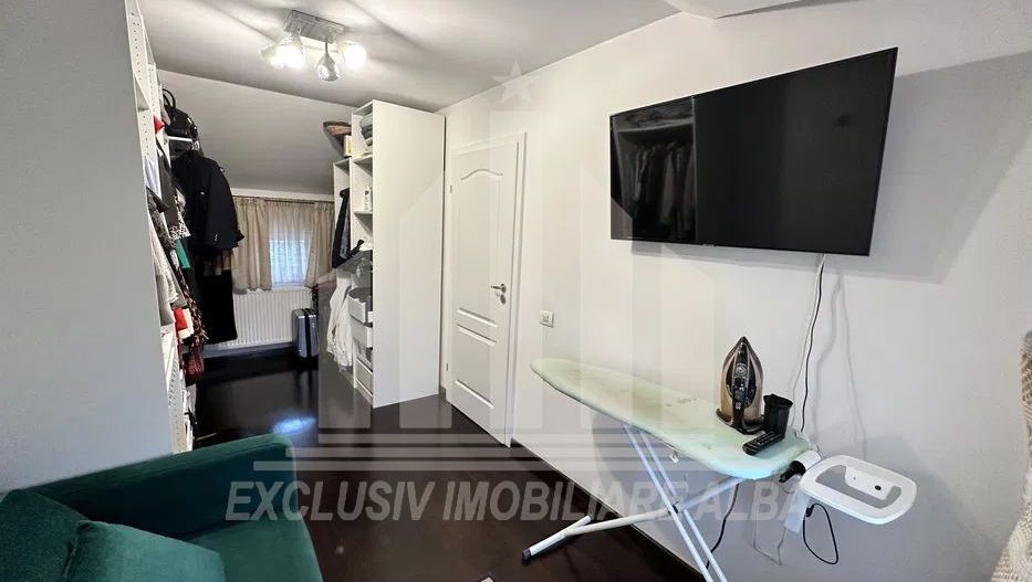 Casa individuala de vanzare, Lipoveni - Poză 7