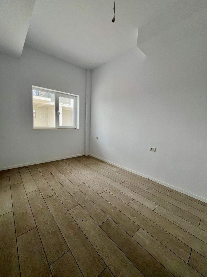 Apartament 3 camere-zona Planetelor Giroc - Poză 1