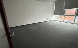 De închiriat spații moderne de birouri -Clădire centrala - Poză 20