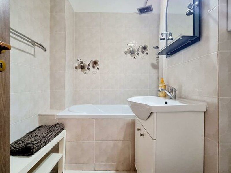 3 Cam Militari Gorjului Centrala Proprie Modern 2 Bai Metrou - Poză 6