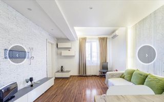 De inchiriat 3 camere curte, mobilat-Prelungirea Ghencea - Poză 1