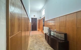 Apartament in casa spațios la doar 5-7 minute de Centrul Istoric - Poză 9