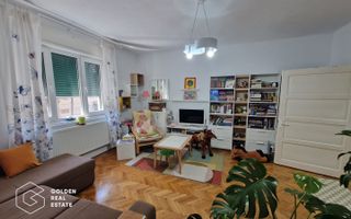 Apartament 3 camere, ultracentral, luminos si frumos amenajat - Poză 2