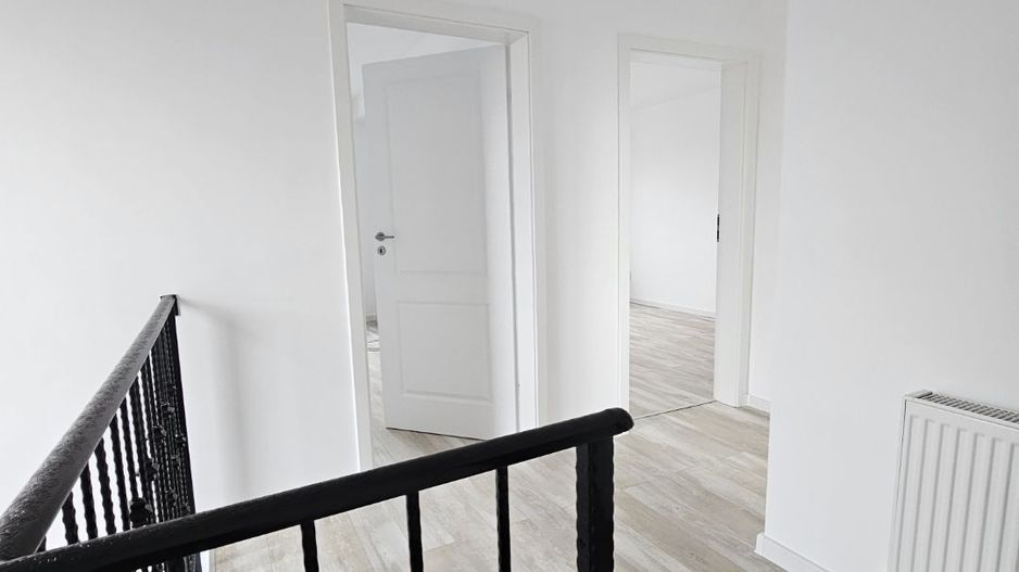 Casă Independentă curte Generoasă și Liniște finisaje de calitate - Poză 4