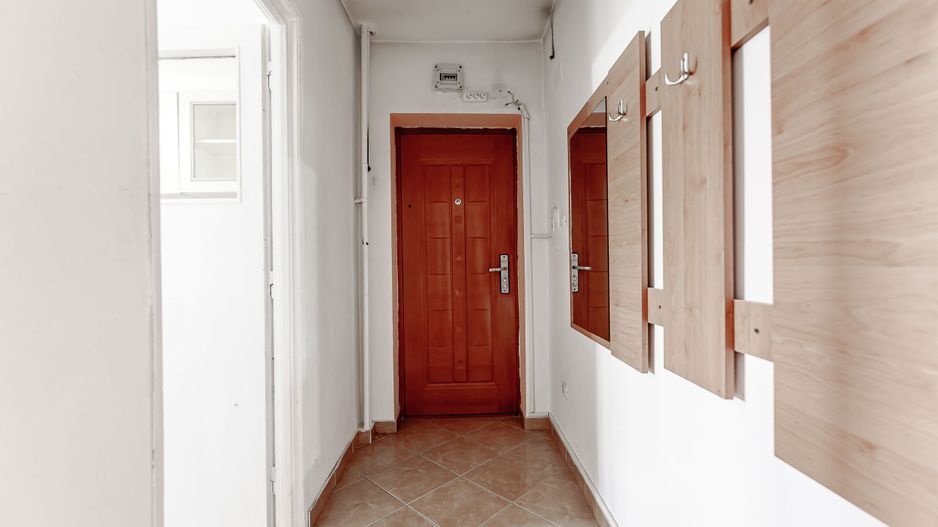 Apartament cu 2 camere, lângă Liceul De Artă Sabin Drăgoi - Poză 5