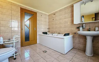 Casa indiduala | 250 mp | 300 mp teren | Lipoveni - Poză 11