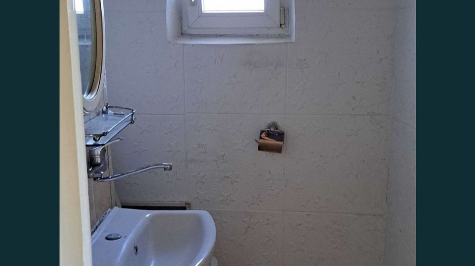 BRASADAS vinde ap 4 cam RENOVAT partial in Micro 16 etaj 3/8. - Poză 4