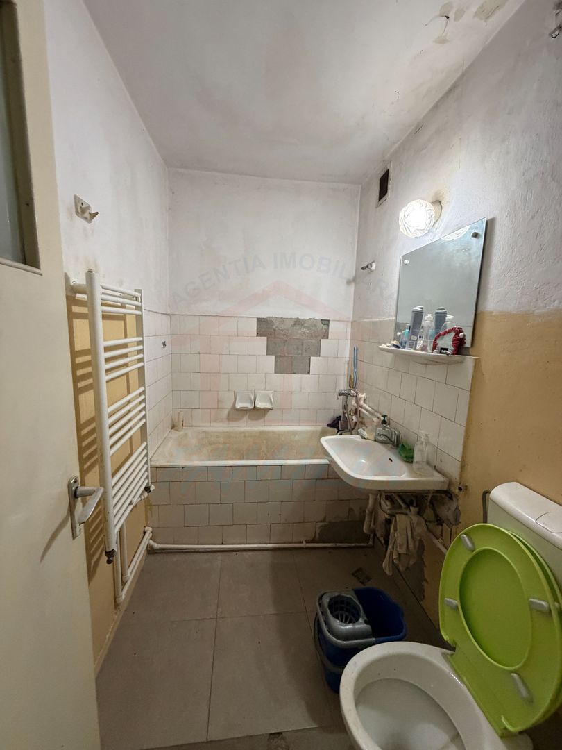De vanzare apartament cu doua camere - Complex Siretu - Poză 4