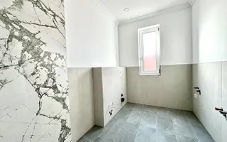Casa lângă Iulius Town - zona Lipovei - Poză 11