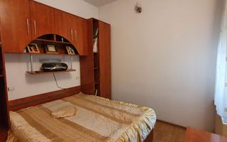 Casa cu 7 camere, 2 spatii comerciale, pretabila pt. birouri, Centru - Poză 13